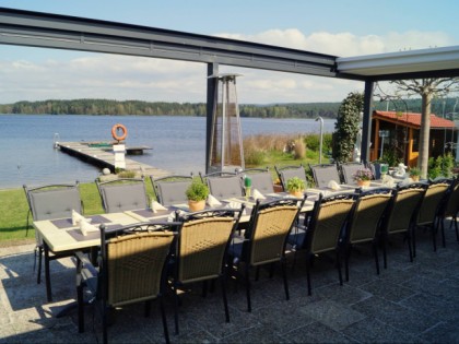 Foto: See-Campingpark ****/ Restaurant/ Strandbad am Neubäuer See