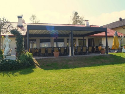 Foto: See-Campingpark ****/ Restaurant/ Strandbad am Neubäuer See